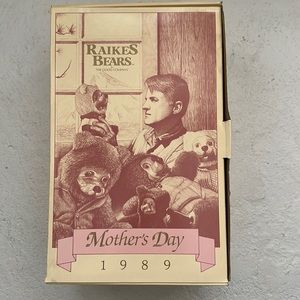 Raikes Mother’s Day 1989 Bear